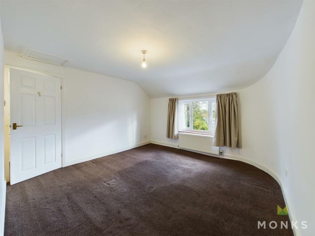 CAM01420G0-PR0499-STILL001 (1).jpg