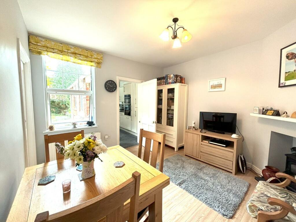 Dining Room.jpg