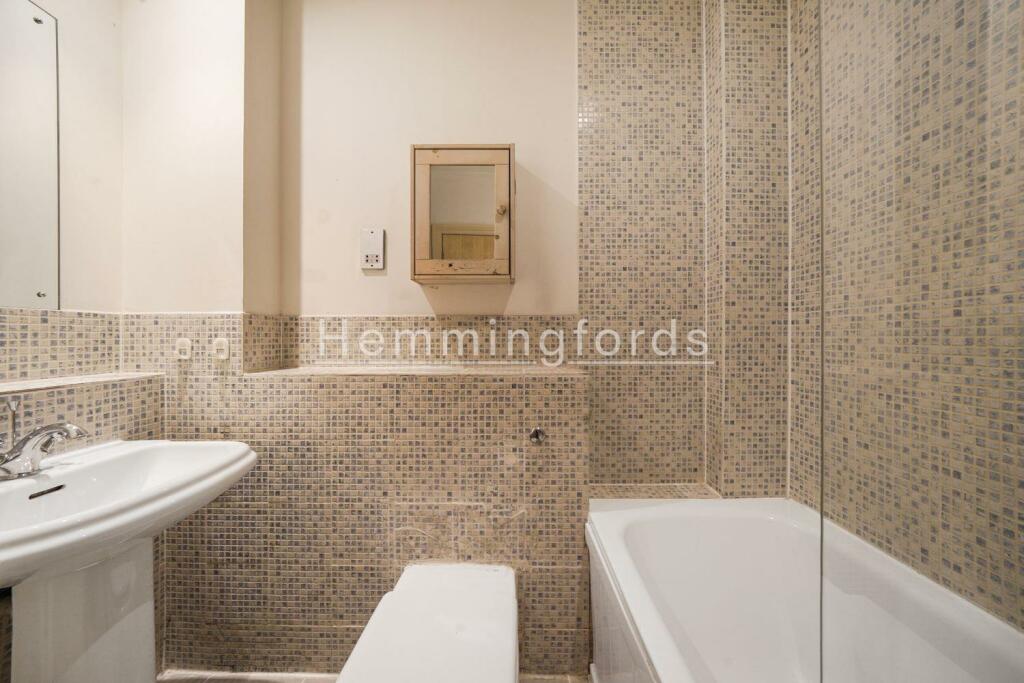 Flat 2 Montgomery, 81-89 Farringdon Road - ud2KMGA
