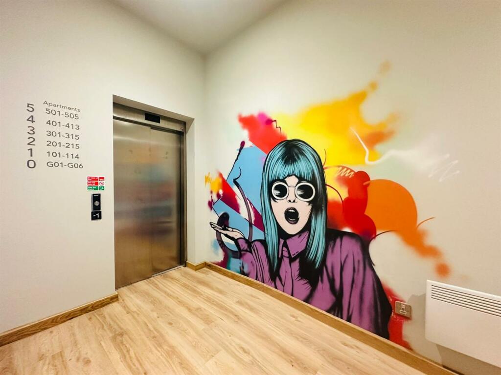 Entrance Hallway.jpeg