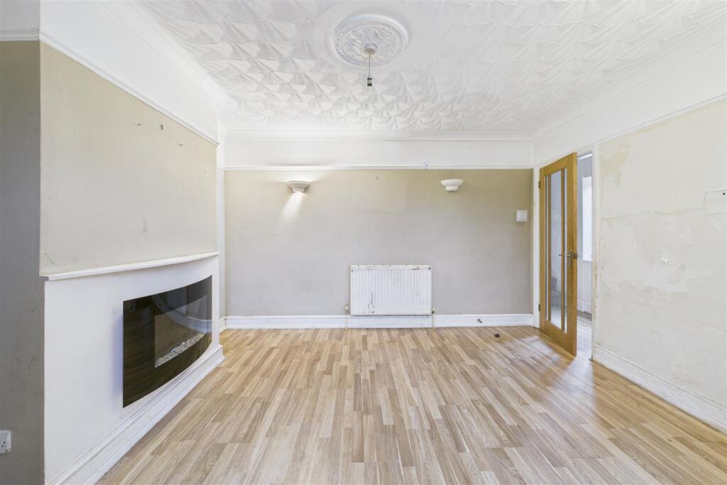 51 Cleeve Hill, Downend, Bristol BS16 6EU | Freeho