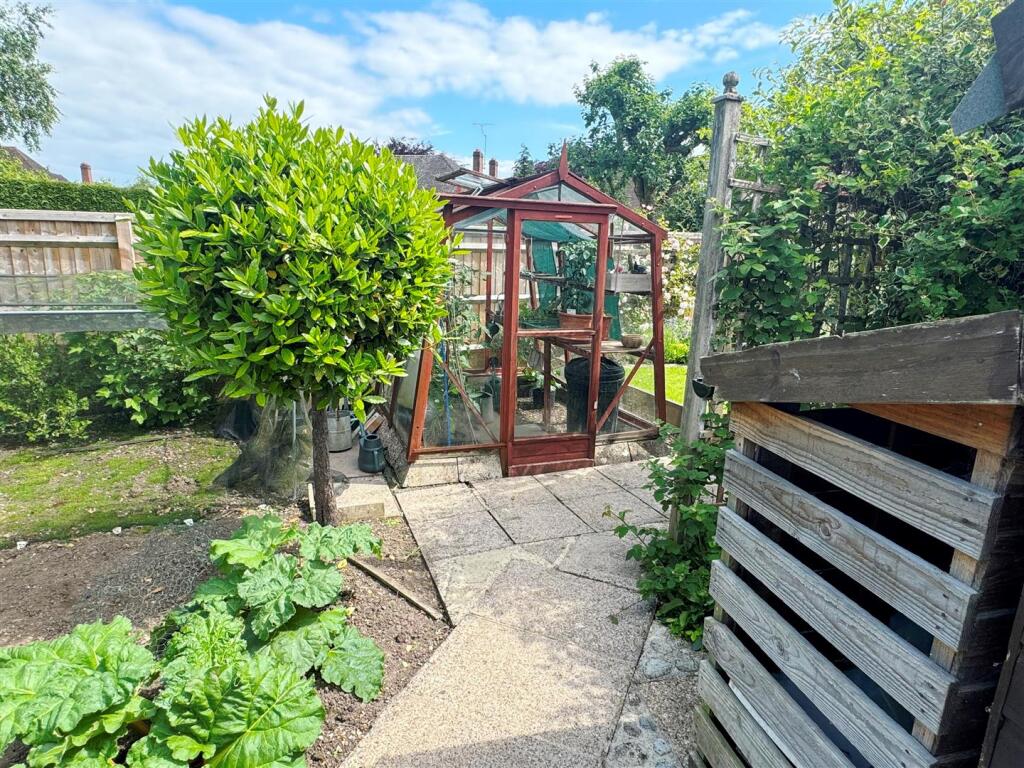 Grd green house 1.JPG