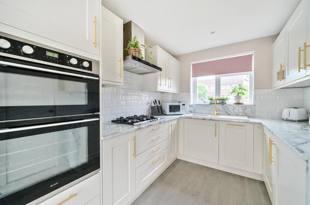 6-68221475e453f-1...