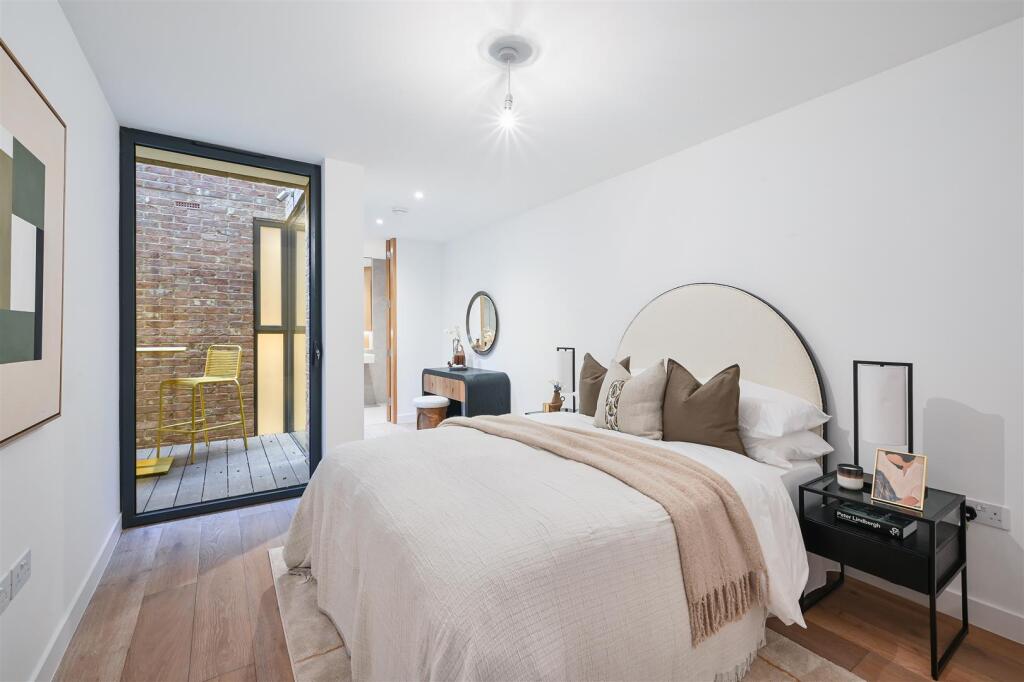 COTTENHAM PARK ROAD, 37, 2- (4).jpg