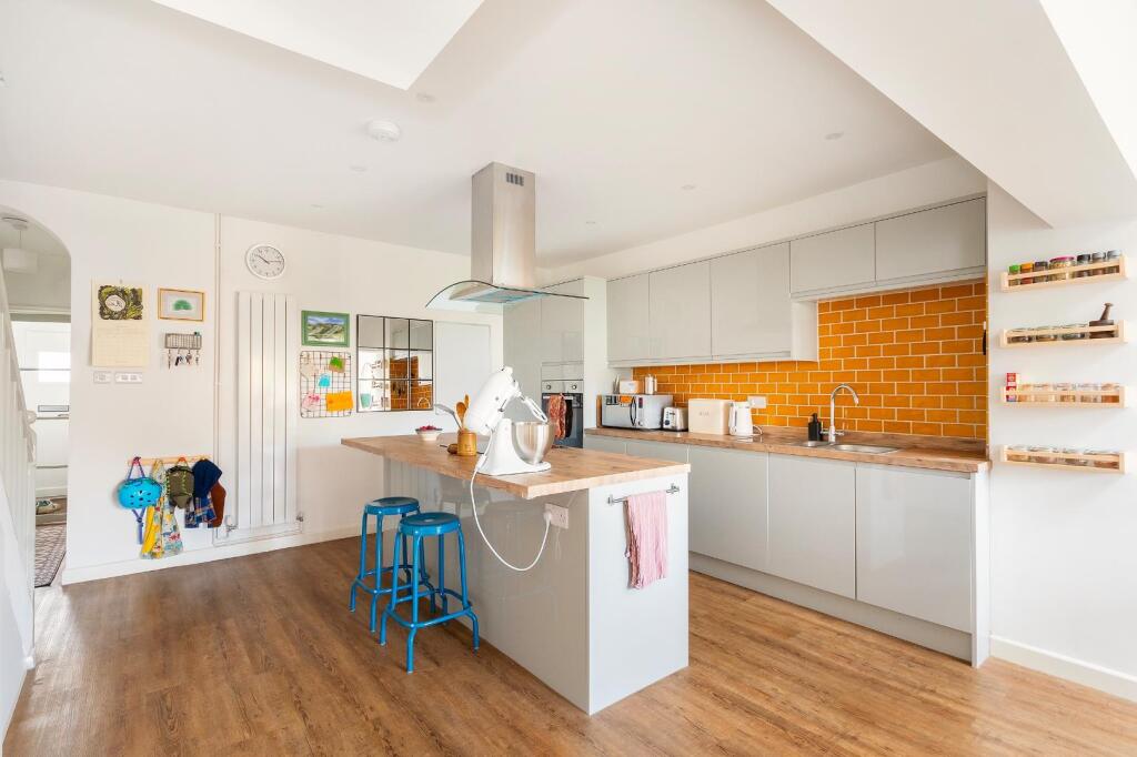 2W0SEN - KitchenDiner I.jpg