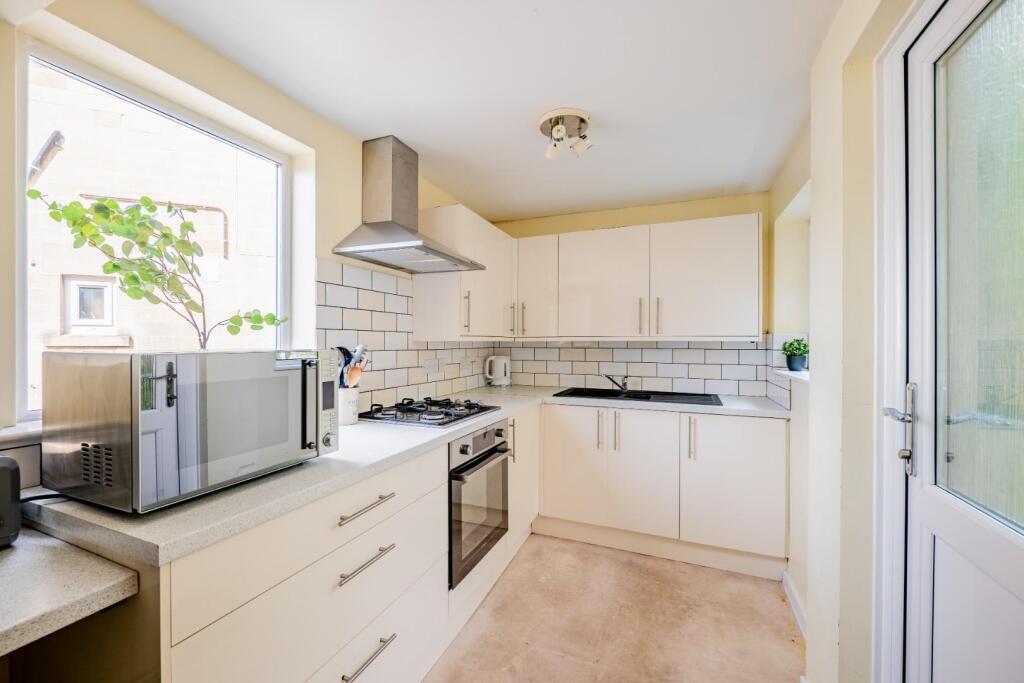 44 Haycome Drive BA2 1PG-9.jpg