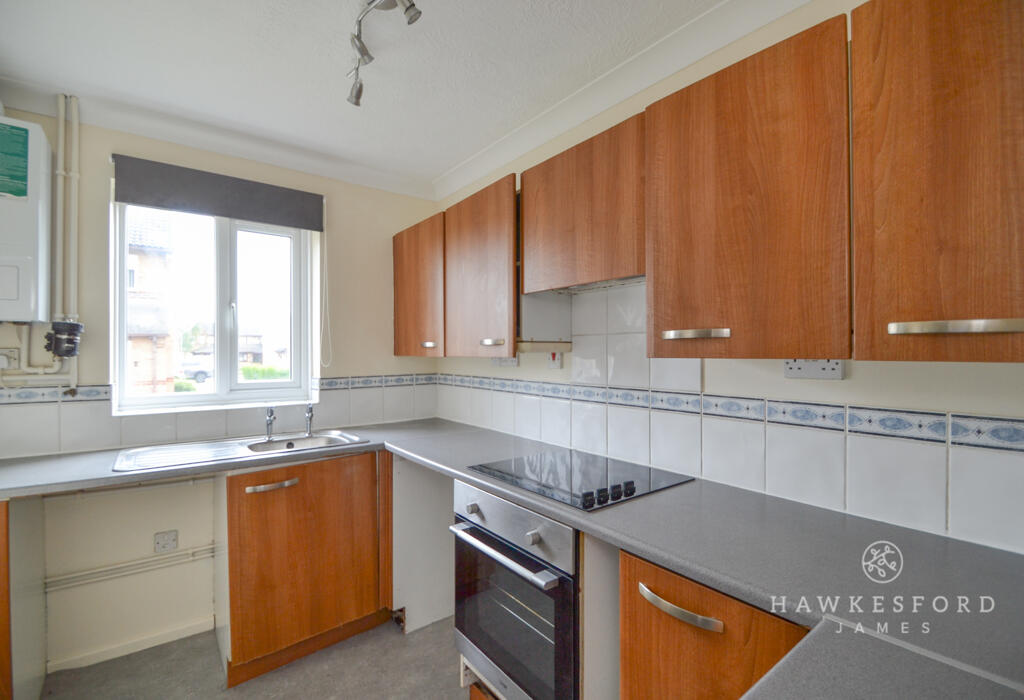 Pavilion Drive, Sittingbourne - Kitchen