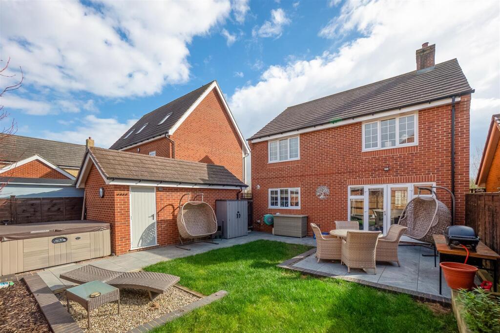 5 Sycamore Drive-13.jpg