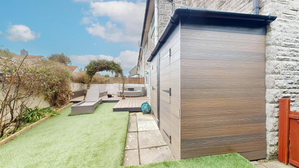 Zkw_Il4ZaUSm8TUDsuAXgA copy.jpg