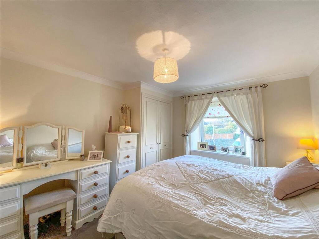 The principal bedroom