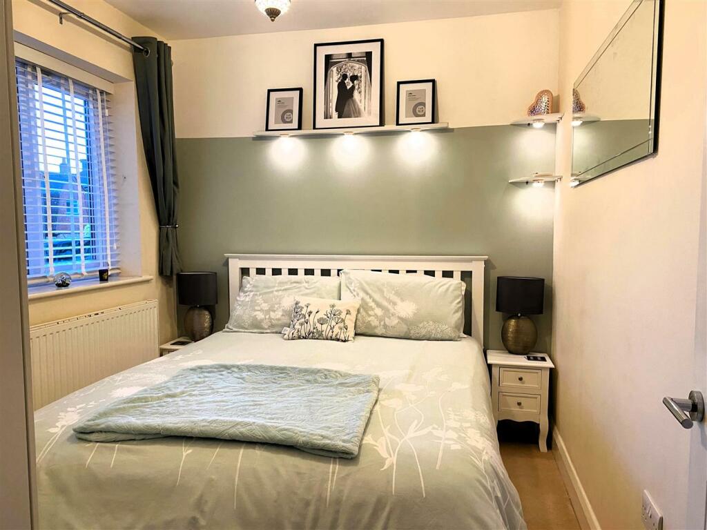 bed 3 or playroom.jpg
