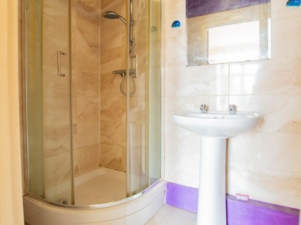 En-suite 2