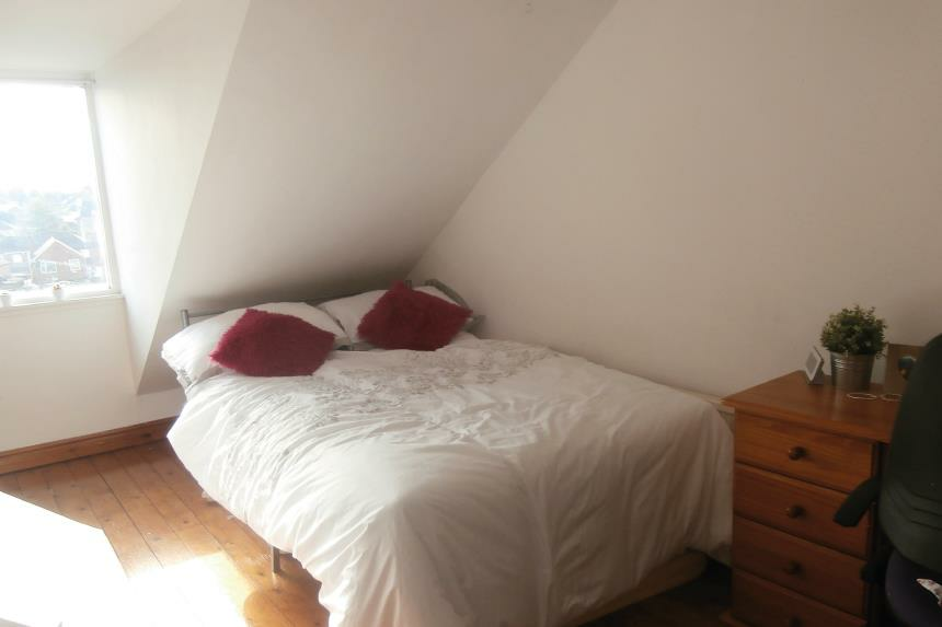 313 AVENUE RD EXT-08.png