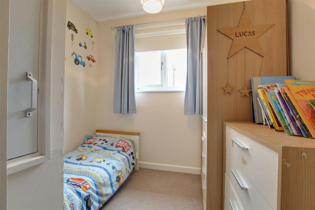 BEDROOM 3 (FRONT)