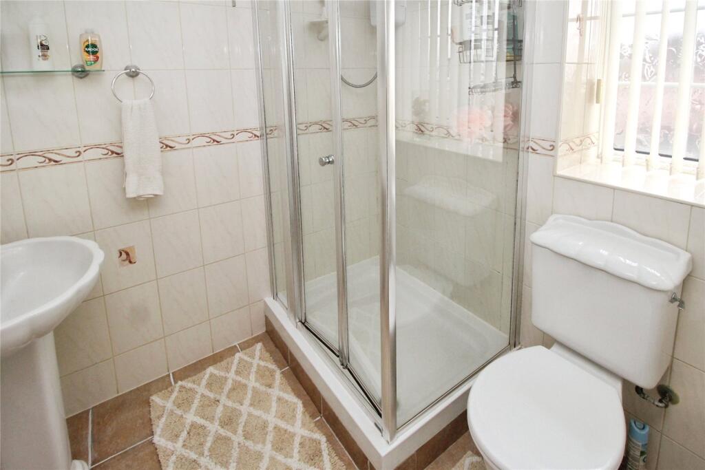 Bathroom/Wc
