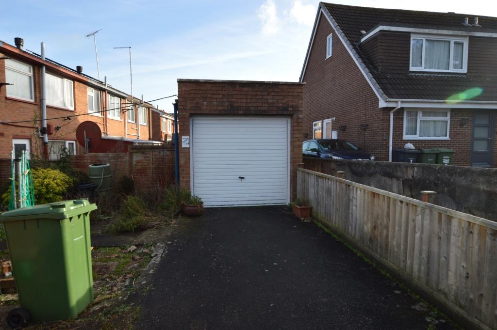 Driveway &amp; Garage