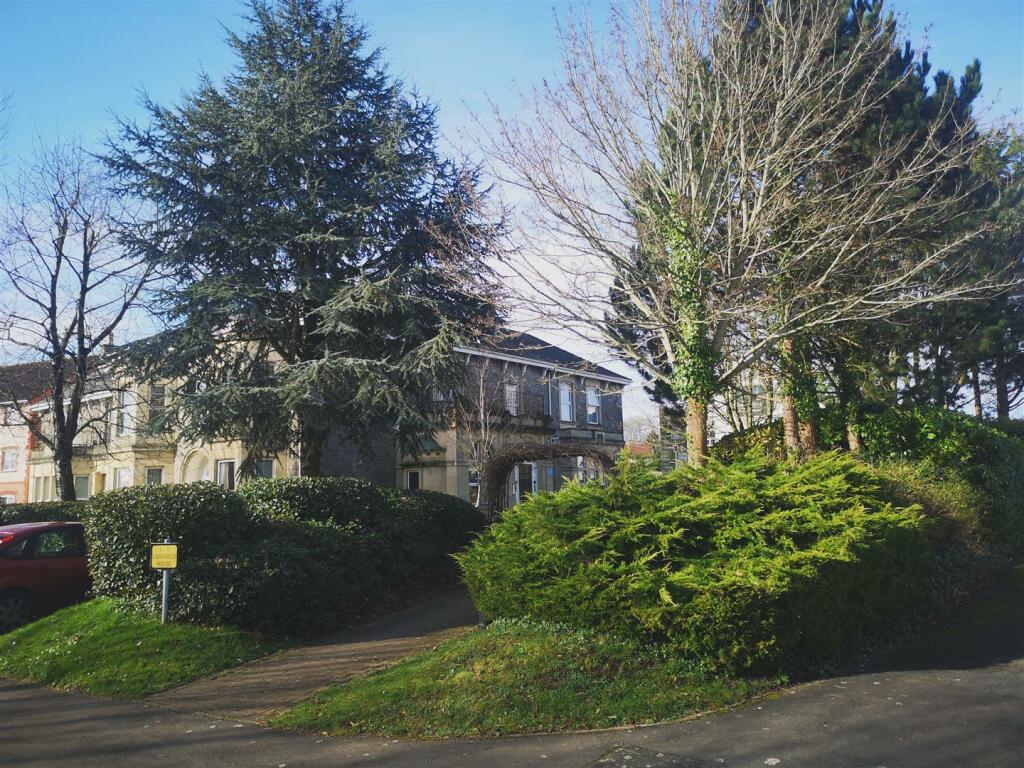 External View.jpg