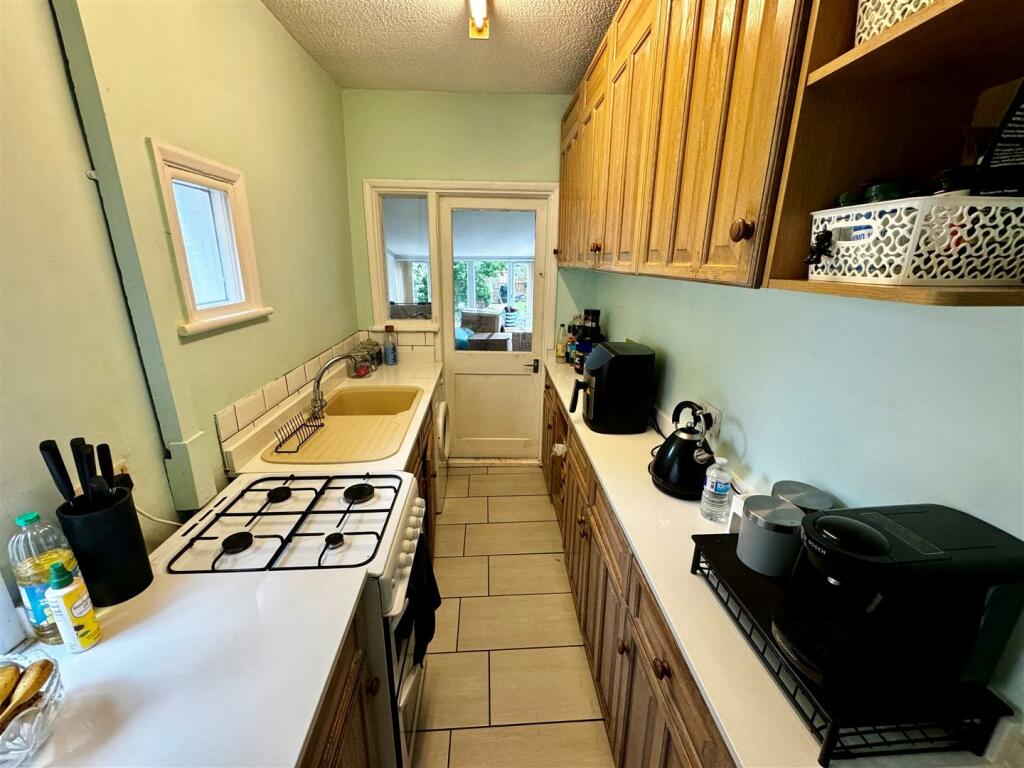 Kitchen.jpg