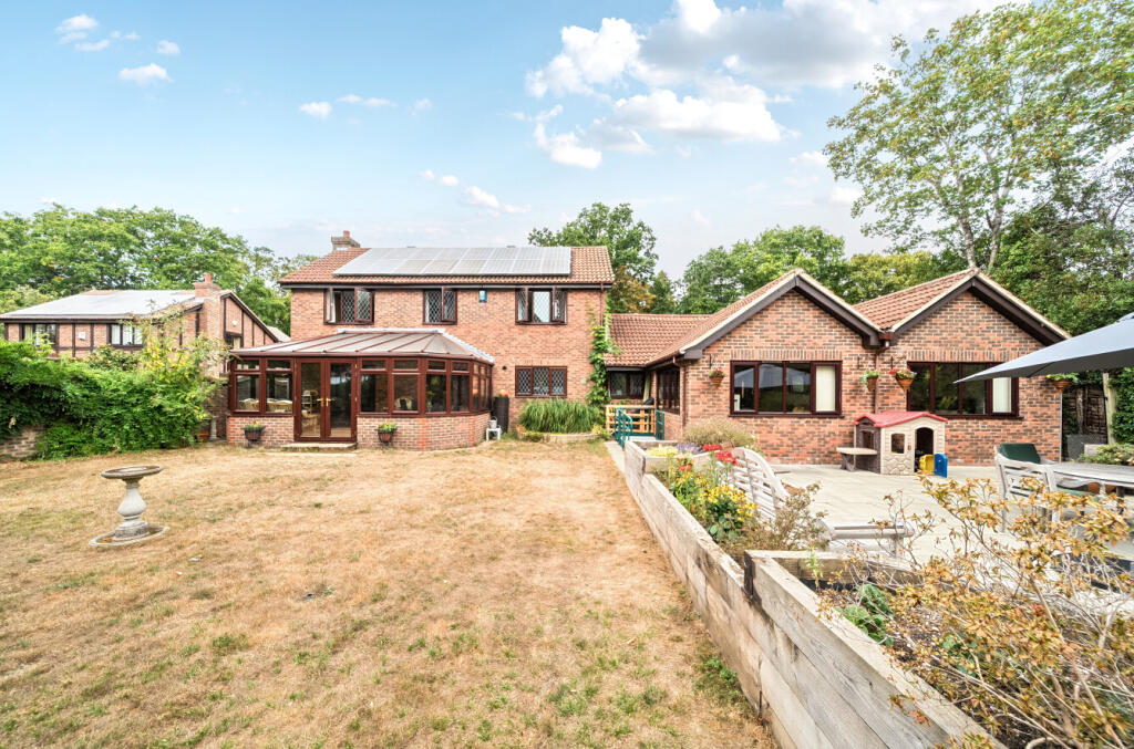 1343492-1-68af194...