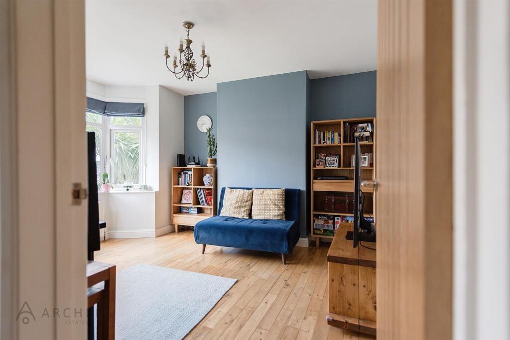 30HollinsLane(Interior)(2of26).jpg