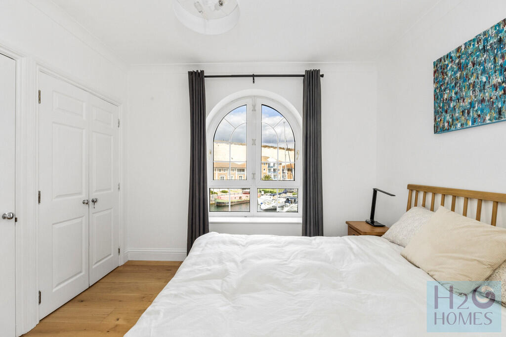 Wellington Court,...