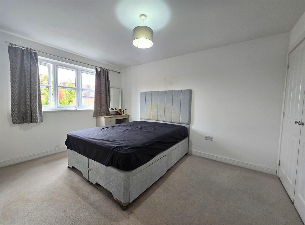 Old Farm Lane, Longford - Bedroom 1.jpg