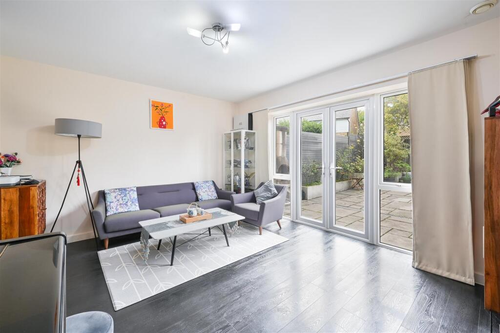 REDWOOD DRIVE,  (2).jpg