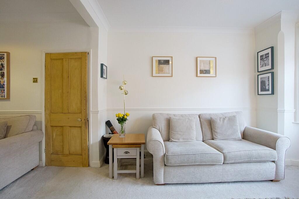 Stanley Street | Bedford | Beds|  MK41 | no upper chain