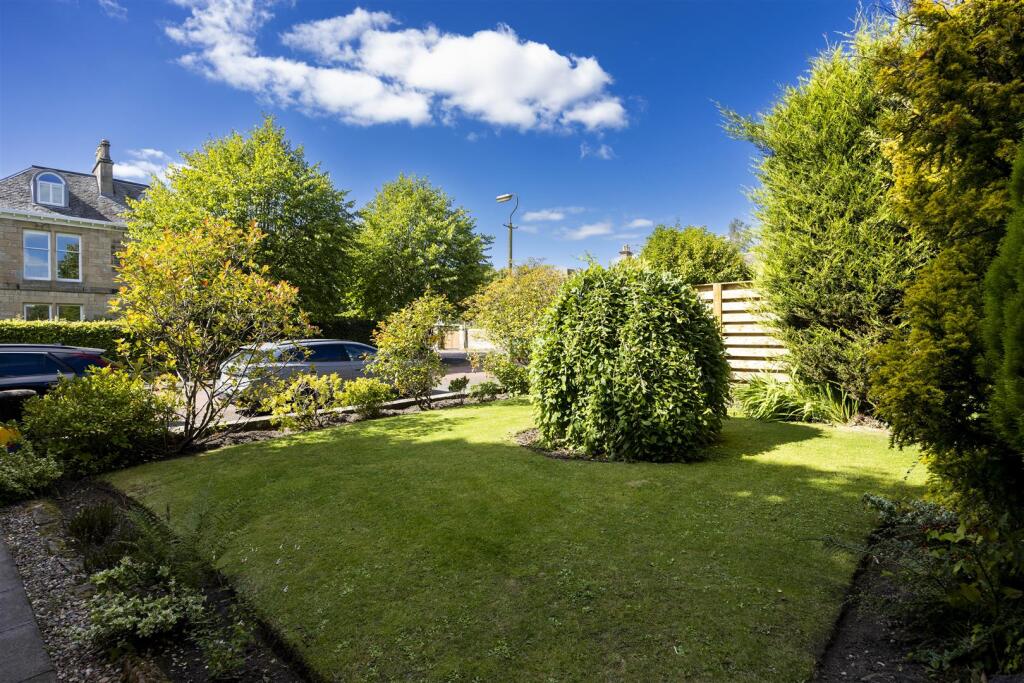 1_GLENBANK_ROAD_LENZIE_013.JPG