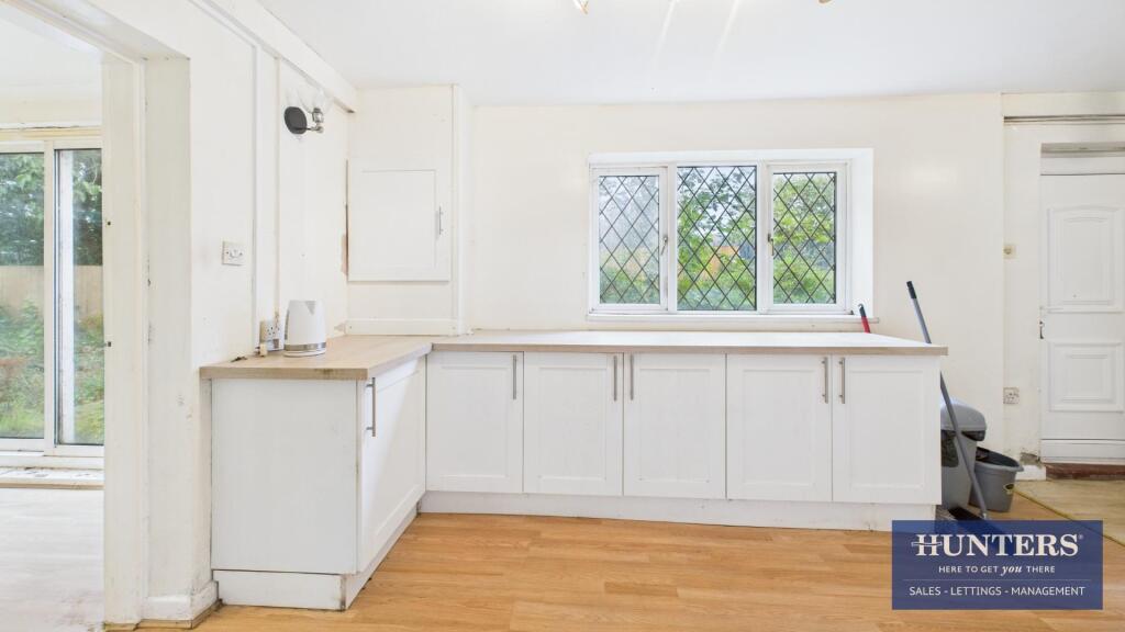 Kitchen/Utility Room