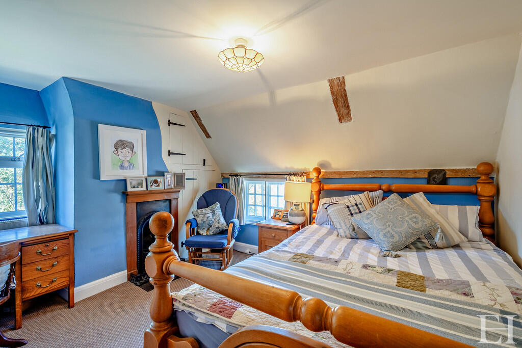 8663375-interiorW...