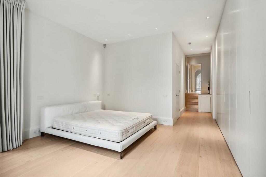 Flat FGH, 54 56 Cadogan Square (15).jpg