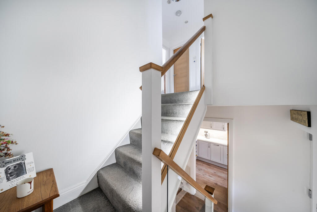 1354999-9-68c9630...