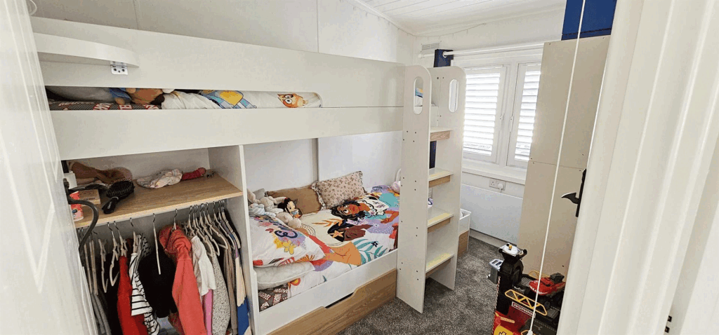 bedroom-2.gif