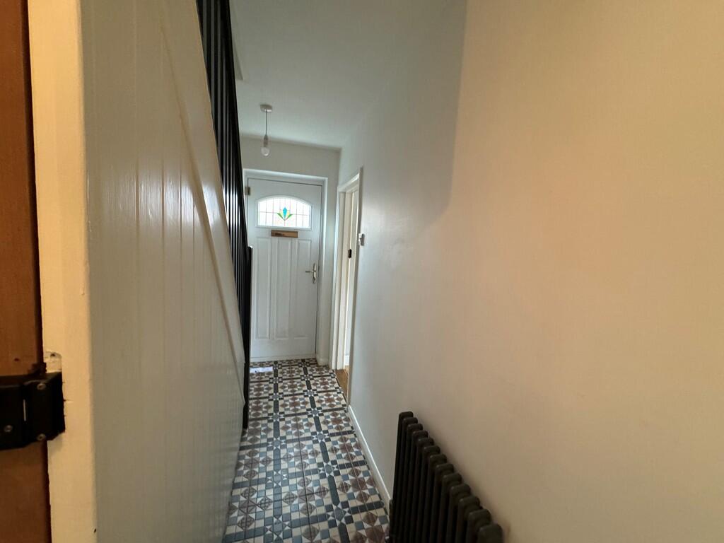 17 Cherry Tree Av...