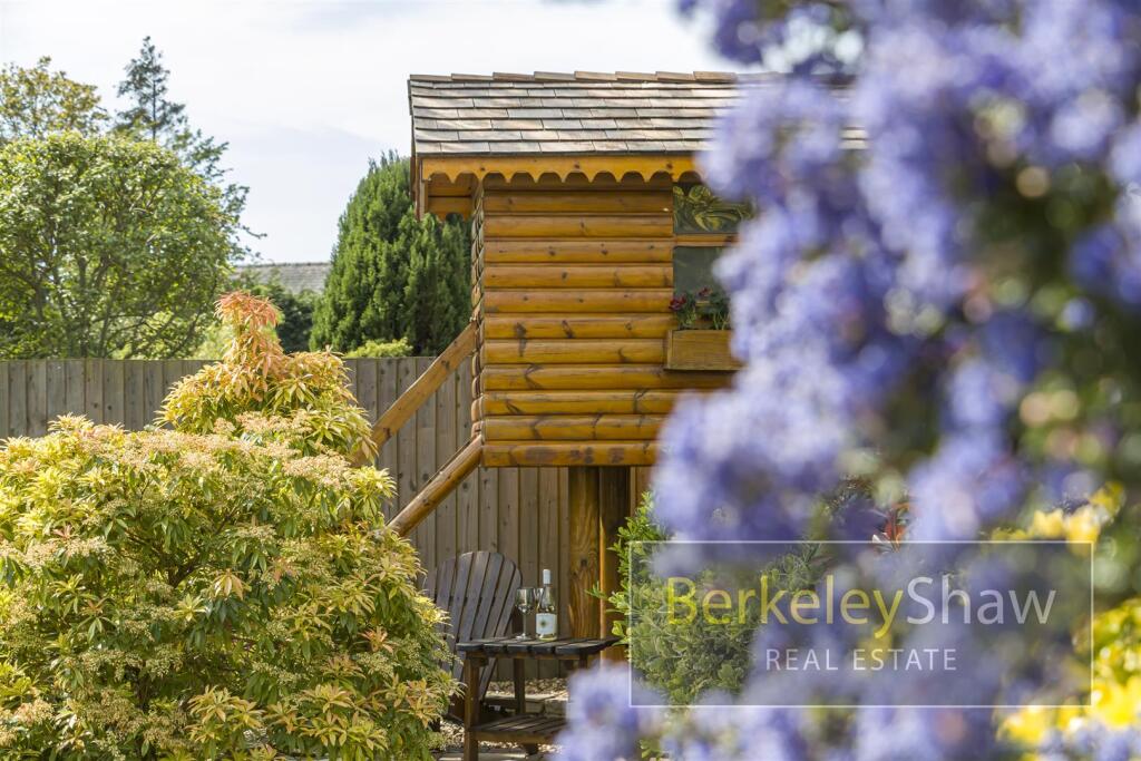 2 Mayfield Court Victoria Road Formby L377JL 040.j