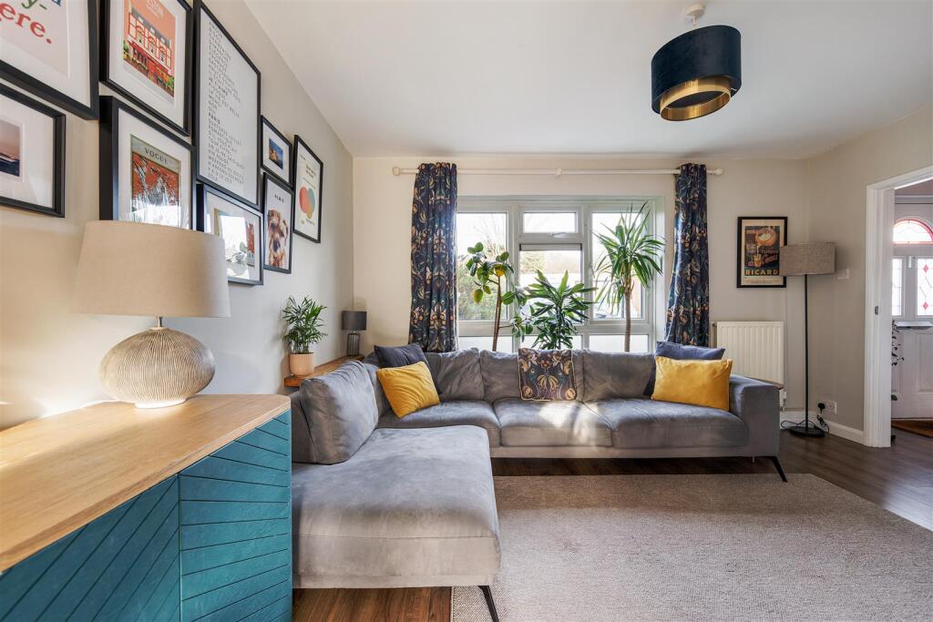 Alders Avenue IG8