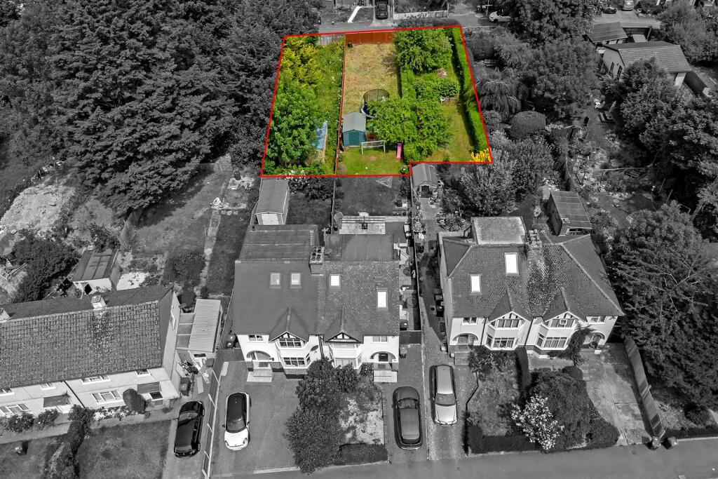50-54FrancisAve-2.jpg