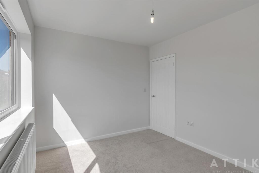 1 Prince Andrews Close, Norwich, NR66XH (19).jpg