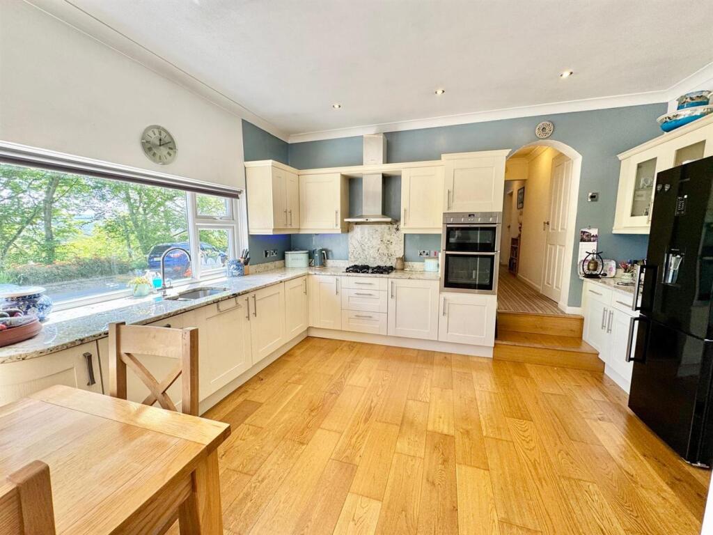 PHOTO-2025-05-11-19-47-19 (25).jpg