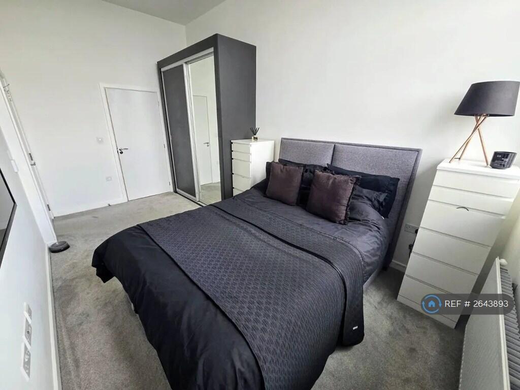 Main Bedroom With En-Suite