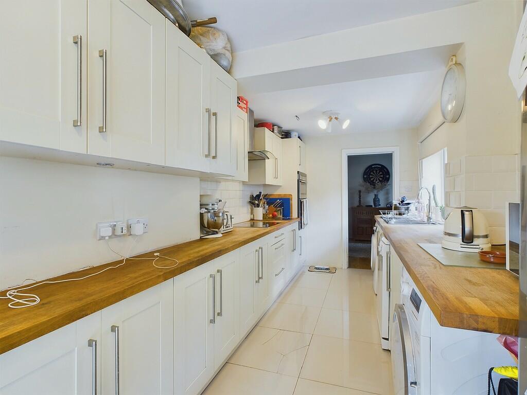 Kitchen 2