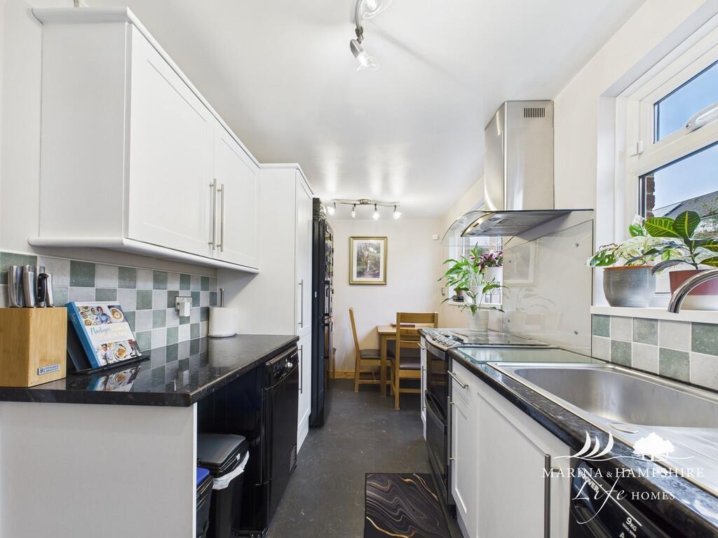 CAM03915G0-PR0020...