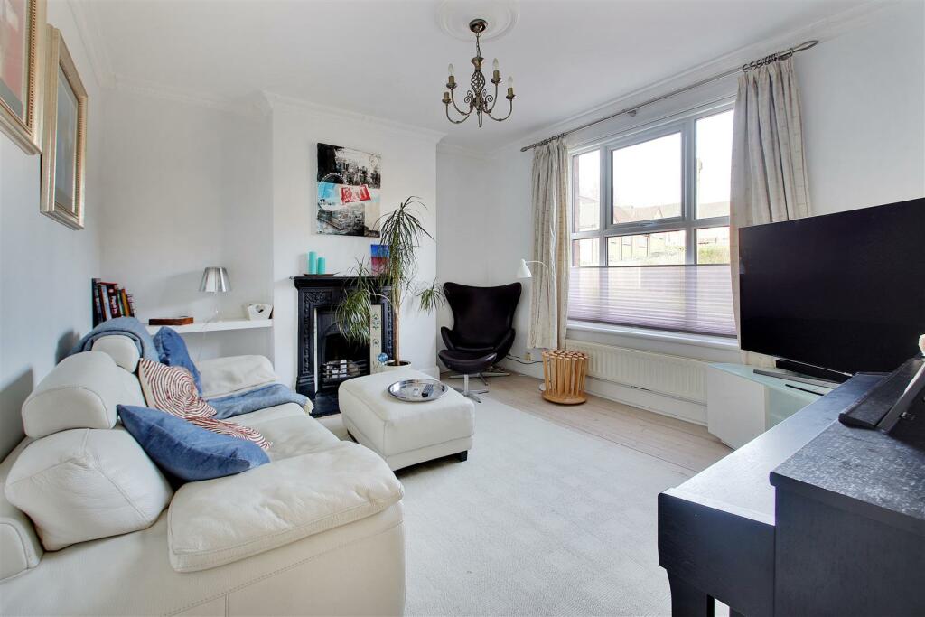 Sitting Room.jpg