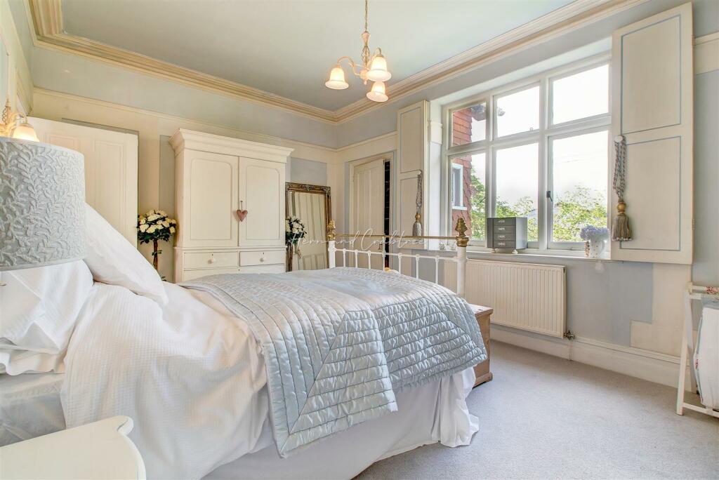 Waungron_FF_B_HernCrabtree_Llandaff_ (4).jpg