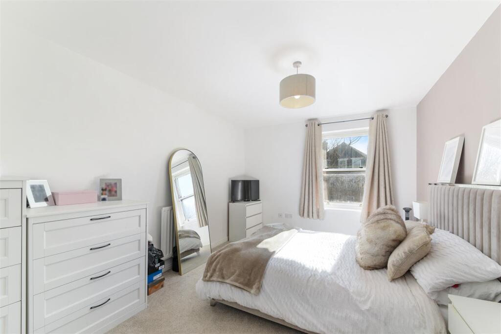 LYME REGIS COURT,4 (11).jpg