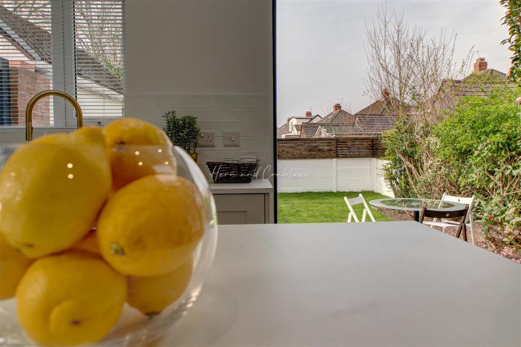 King George V_Hern_Crabtree_ (4).jpg