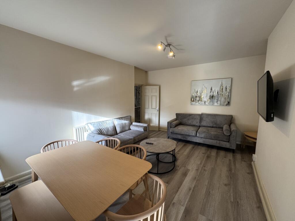 Claremont Road, Spital Tongues 