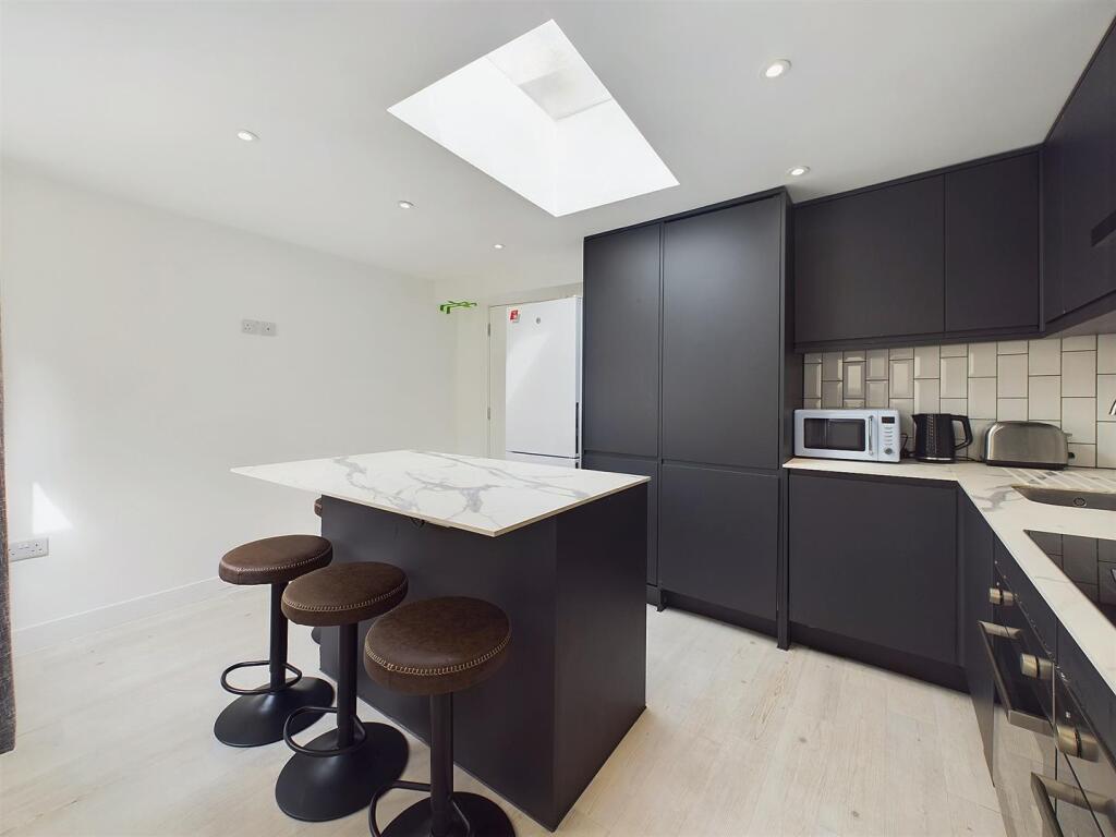 10 - Six-Bedroom HMO for Auction, Westbury-on-Trym