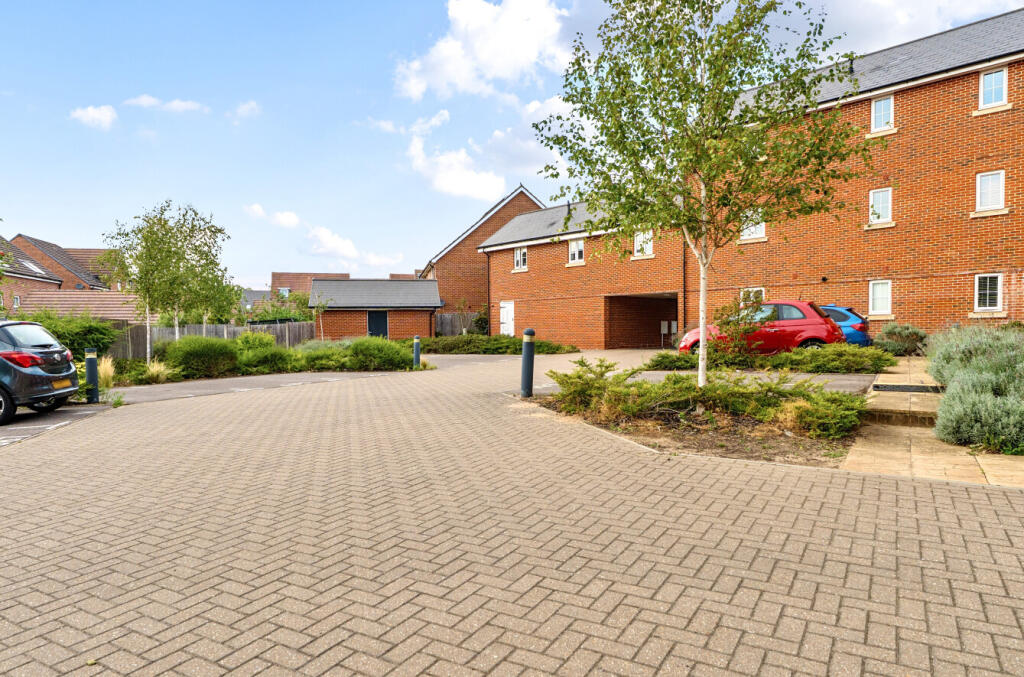 1334529-3-6893862...